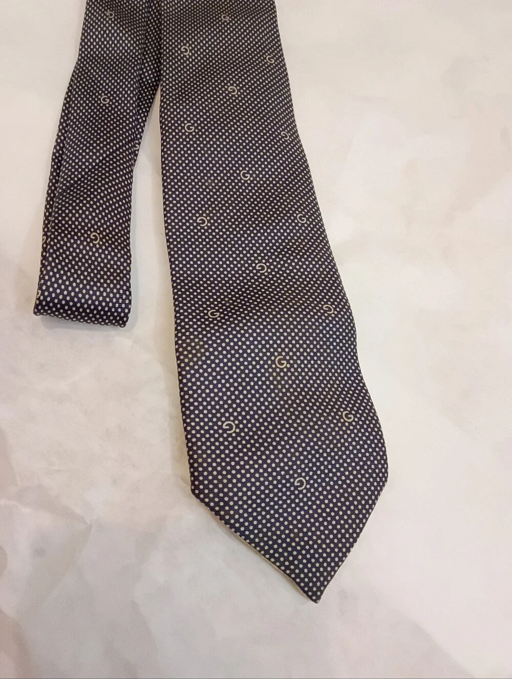 GUCCI VTG LOGO G All Over Print Rare  Skinny TIE